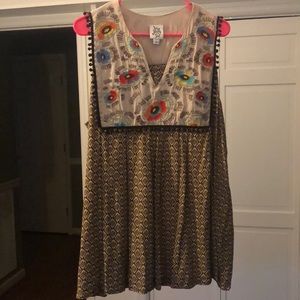 Cute shirt to pair with jeans